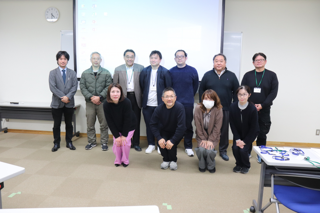 受講生の皆さんと講師との記念撮影